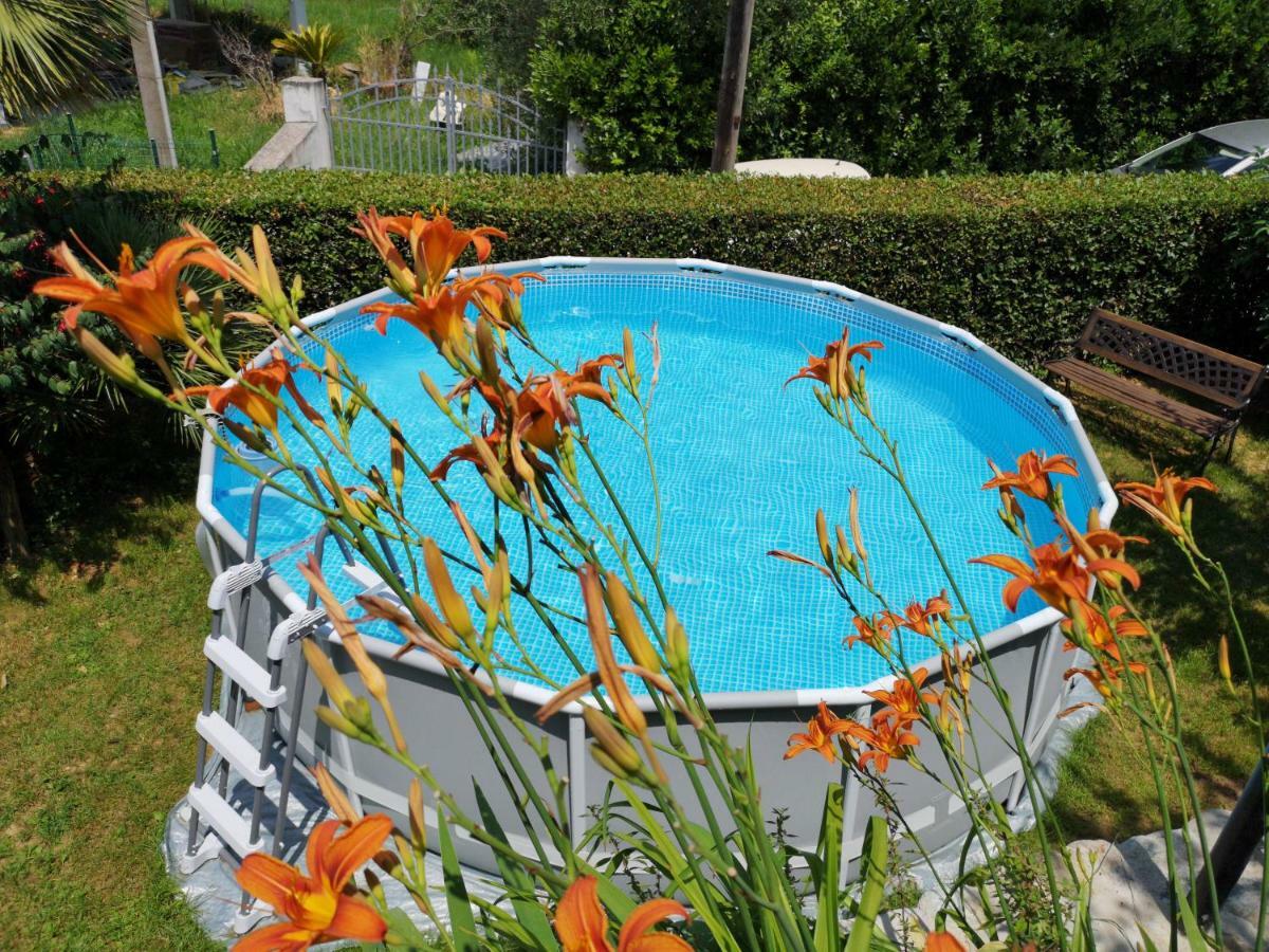 Willa Parte Di Casa Con Giardino E Piscina Pietrasanta Zewnętrze zdjęcie